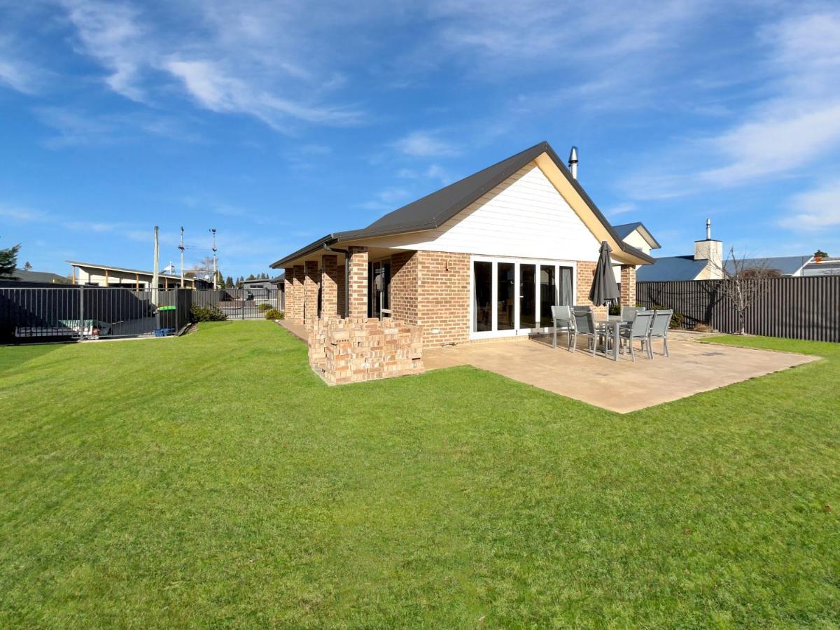 Treat In Totara Drive Villa Twizel Esterno foto